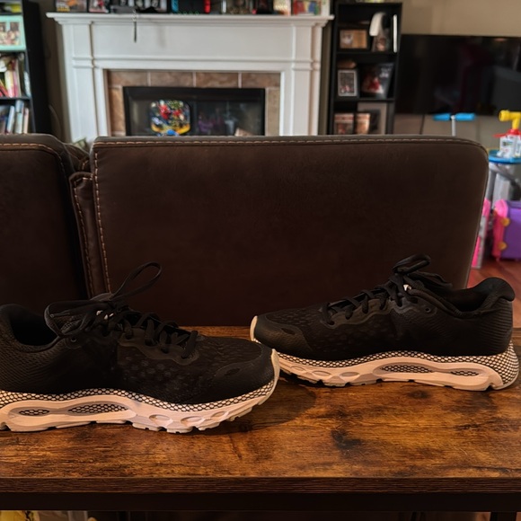 Women’s Under Armour HOVR Infinite 3 Running Shoes - Picture 6 of 7